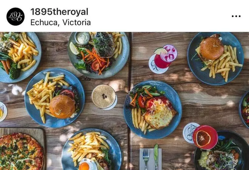 Nocleg ze śniadaniem Clocktower Suites