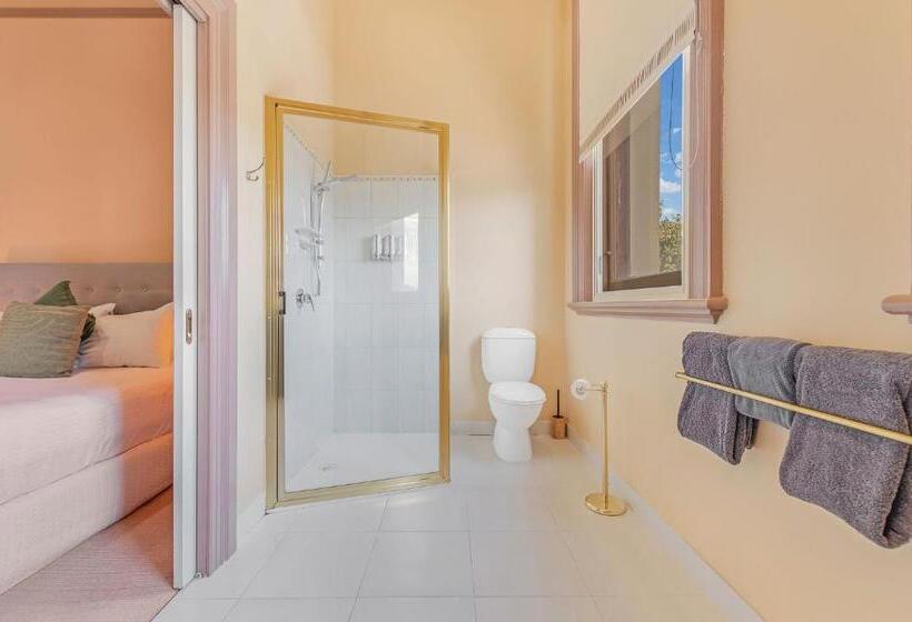 住宿加早餐  Clocktower Suites