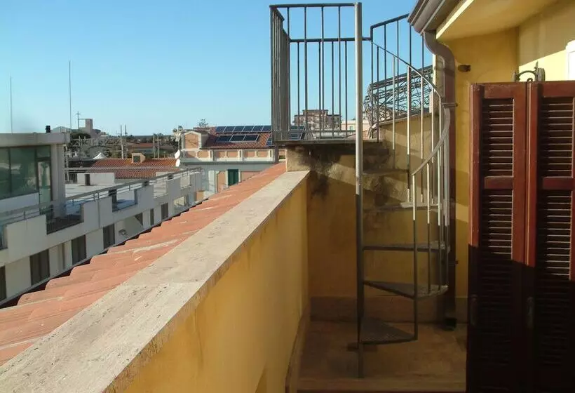 Aamiaismajoitus (B&B) La Dimora Del Borgo