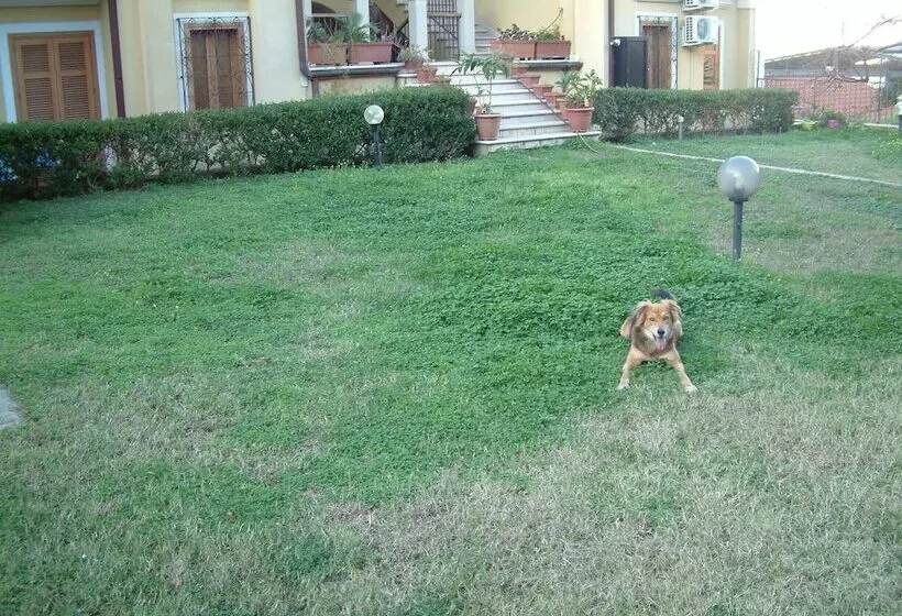 Aamiaismajoitus (B&B) La Dimora Del Borgo