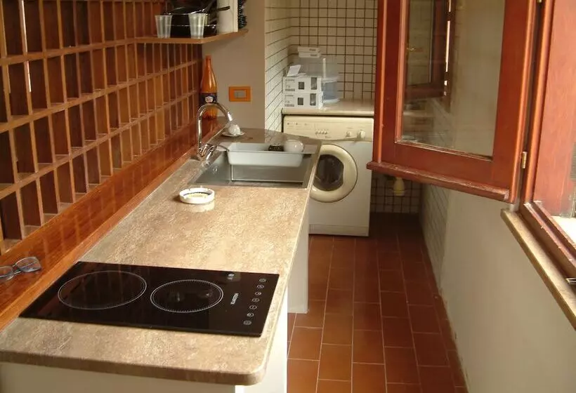 Aamiaismajoitus (B&B) La Dimora Del Borgo