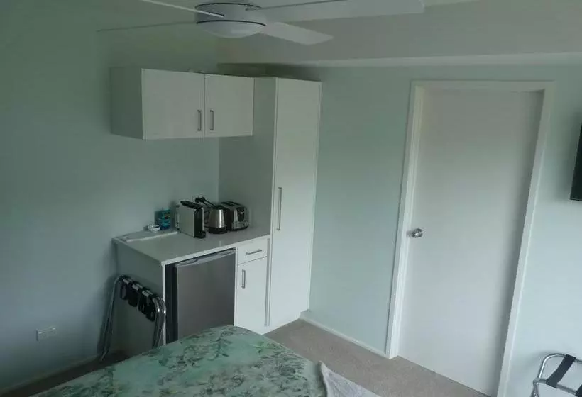 Aamiaismajoitus (B&B) Hahei Pavillion Guest House