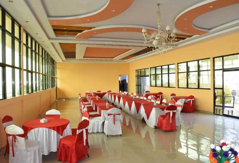 Bojinee Nagarkot Resort