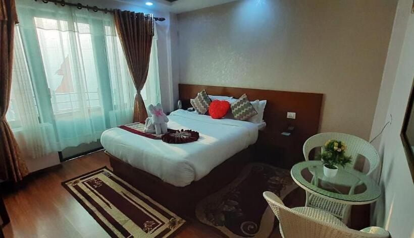 Bojinee Nagarkot Resort