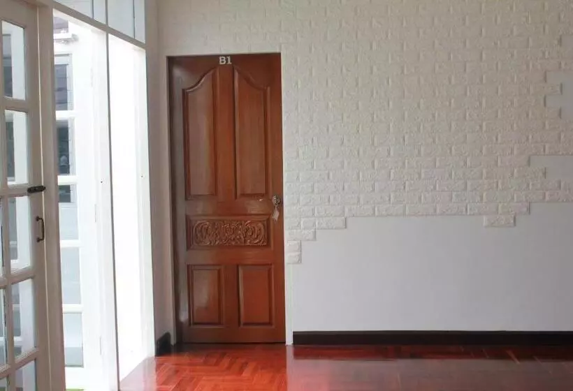 Home@hostel Kanchanaburi