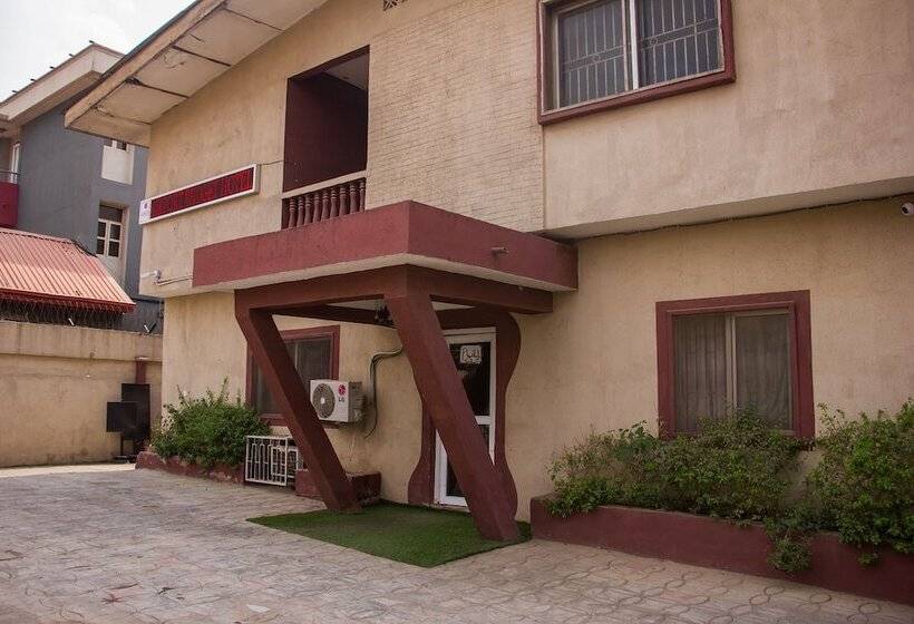 هتل Airport Budget