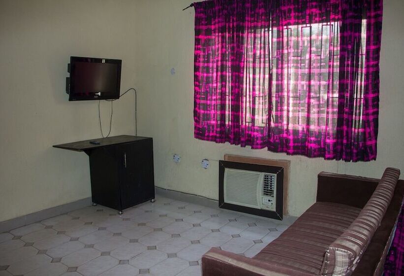 هتل Airport Budget