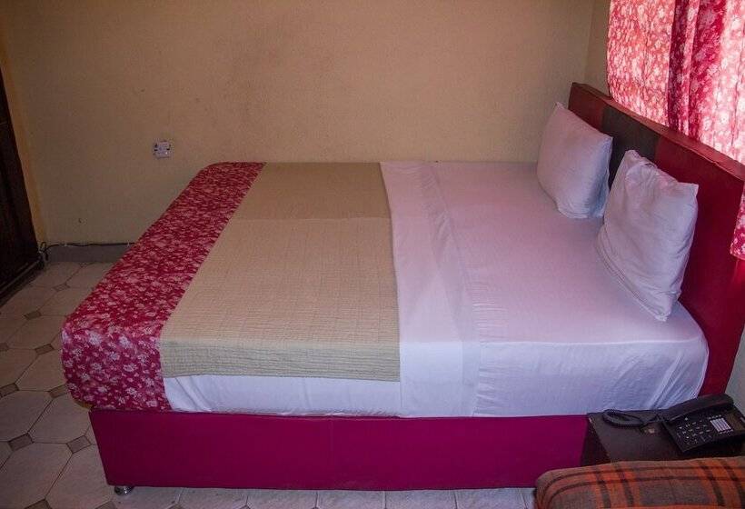 هتل Airport Budget