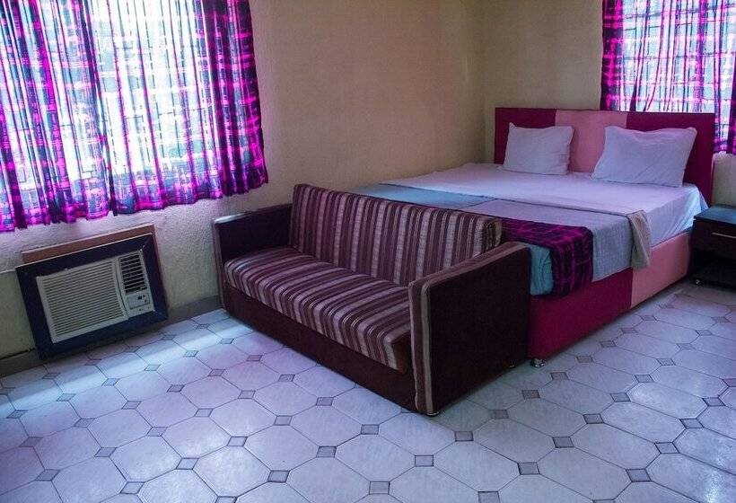 هتل Airport Budget