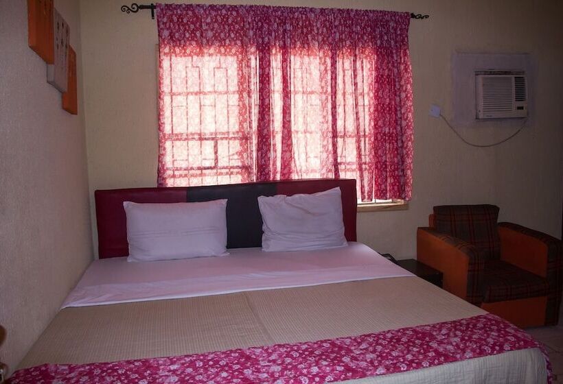 هتل Airport Budget