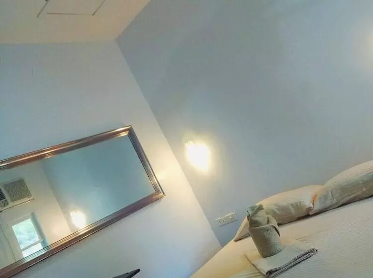 هتل Citi Island Suites