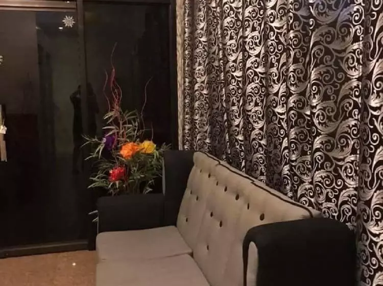 هتل Citi Island Suites