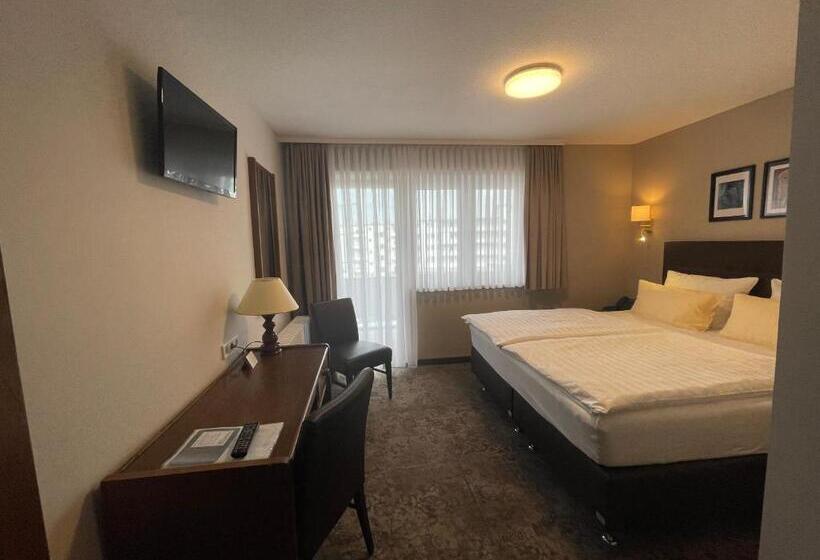 בית מלון כפרי Regina