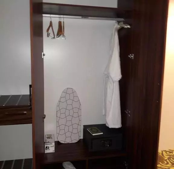 ホテル Lechateau Boutique