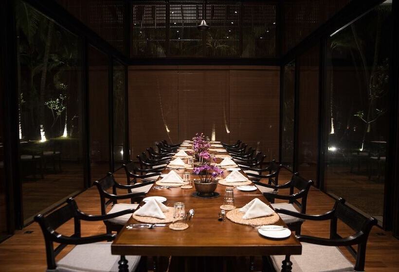 בית מלון כפרי The Villa By Contemporary Ceylon