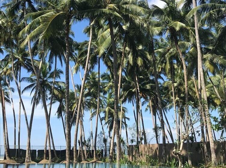 בית מלון כפרי The Villa By Contemporary Ceylon