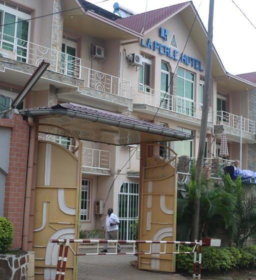 هتل La Perle