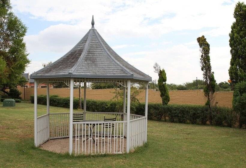 ベッドアンドブレックファースト La Villa Rosa