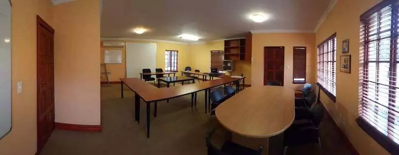 Aamiaismajoitus (B&B) La Villa Rosa