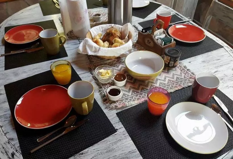 Aamiaismajoitus (B&B) Lo De Pablo