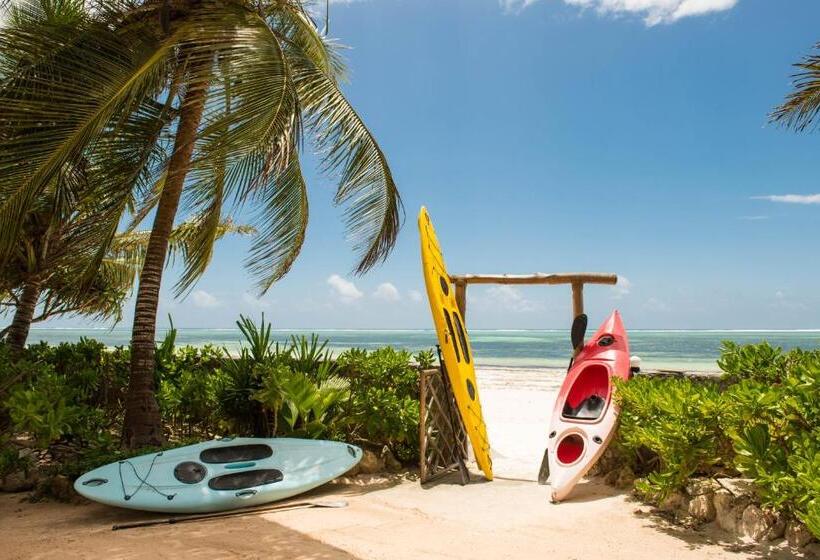 مبيت وإفطار Zanziblue Boutique Villas