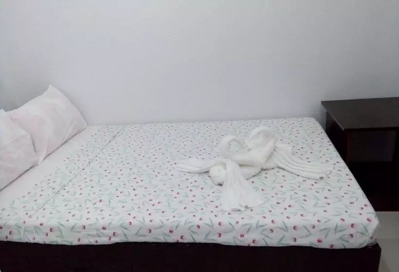 ホテル Chelle S Apartelle  Inn