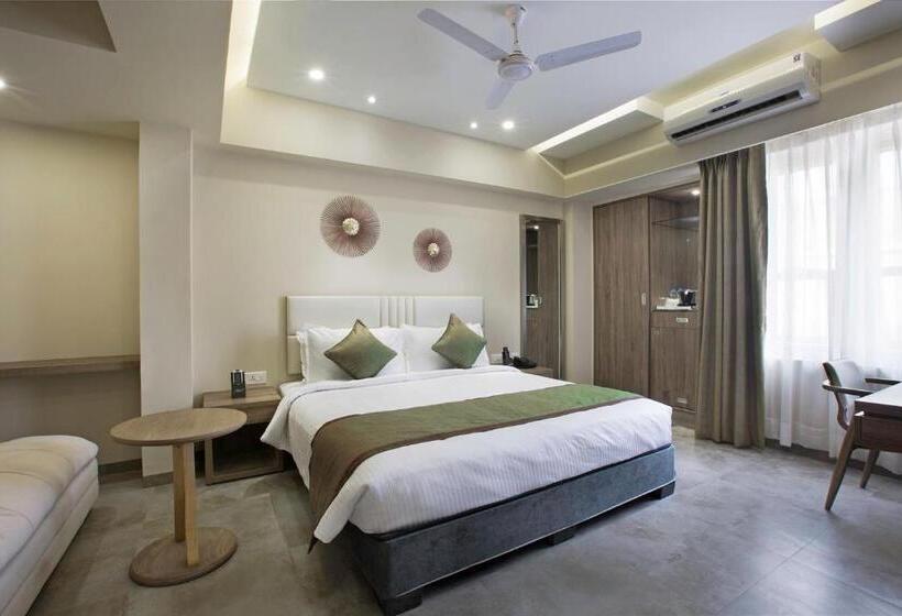 Hotel Floressa Randa, Porur