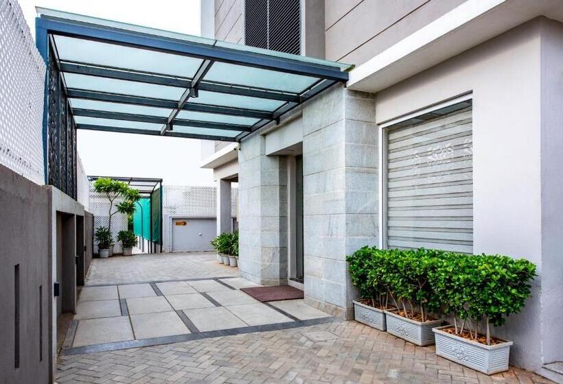 Hotel Floressa Randa, Porur