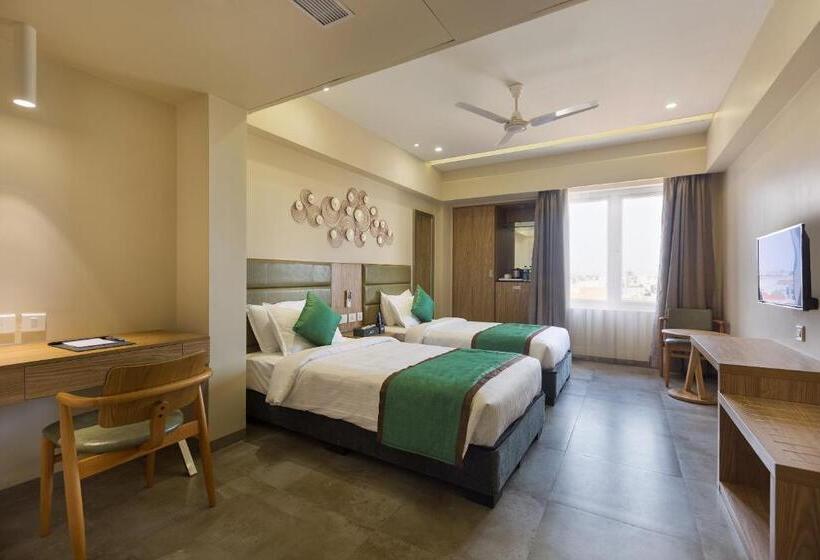 Hotel Floressa Randa, Porur