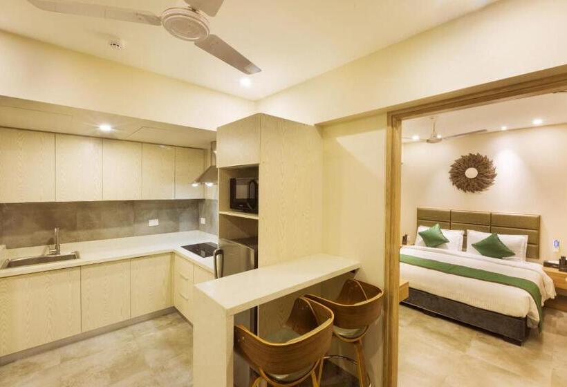 Hotel Floressa Randa, Porur