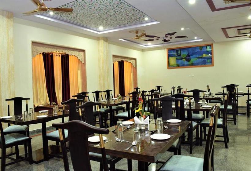 Отель Garh Kumbha