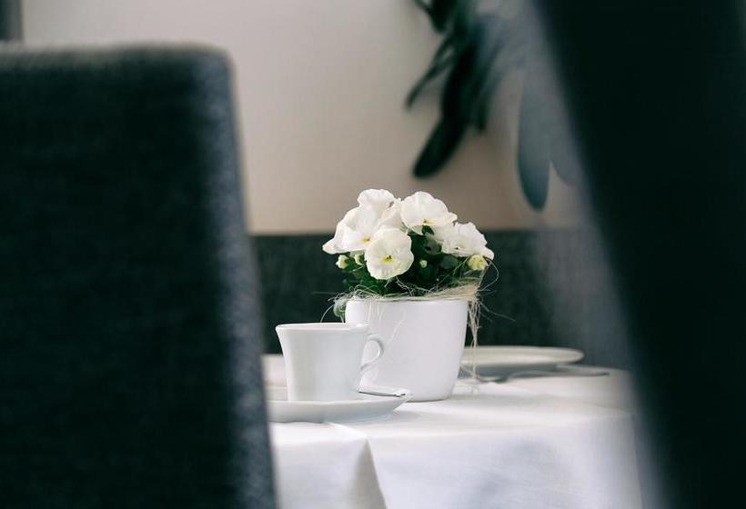 בית מלון כפרי Garni Oberanger