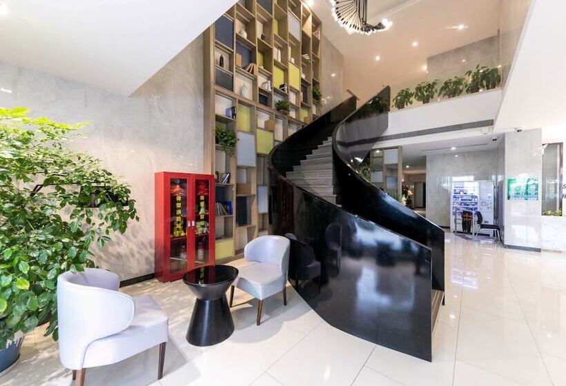 Hotel Ibis Styles Shanghai Hongqiao Airport