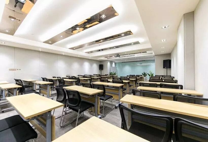 هتل Ibis Styles Shanghai Hongqiao Airport