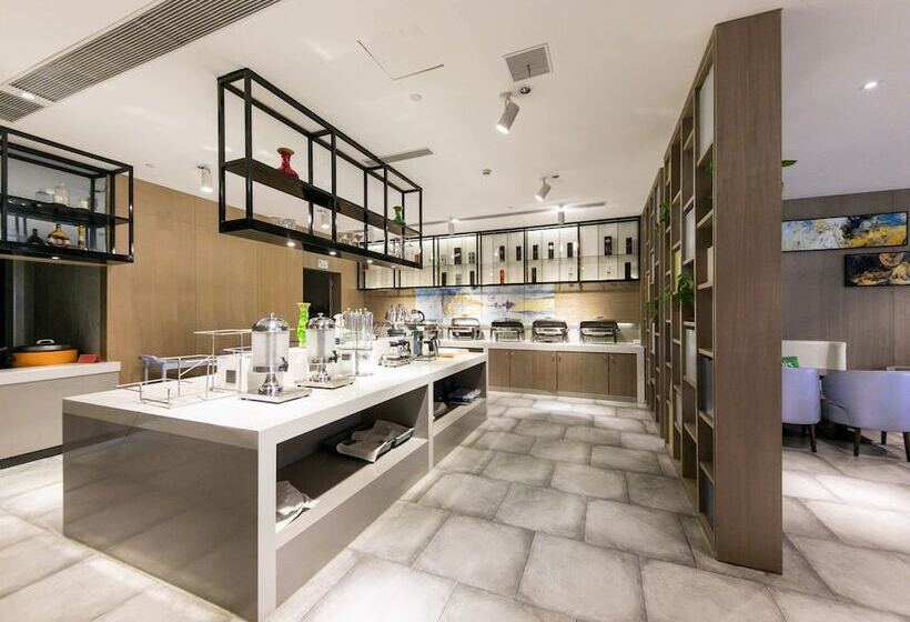 Hotel Ibis Styles Shanghai Hongqiao Airport