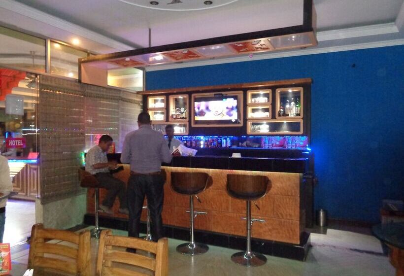 Отель Laxmi Palace