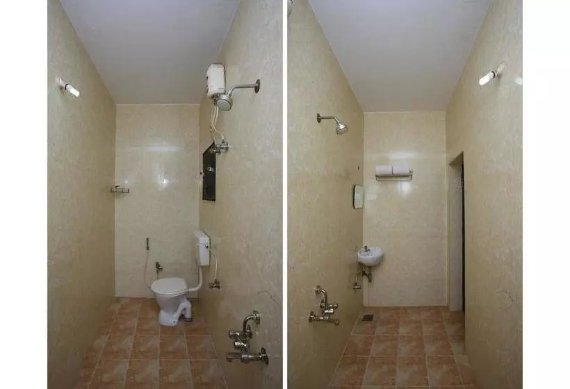 Hotelli Oyo 10465 Koyambedu Chennai