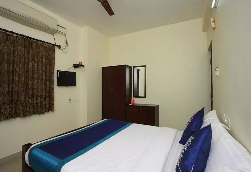 Hotelli Oyo 10465 Koyambedu Chennai