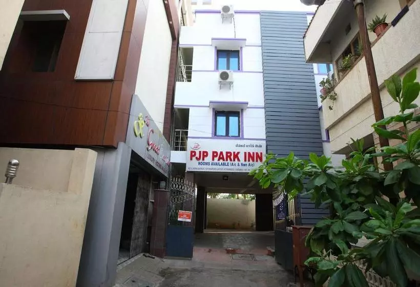 Hotelli Oyo 10465 Koyambedu Chennai