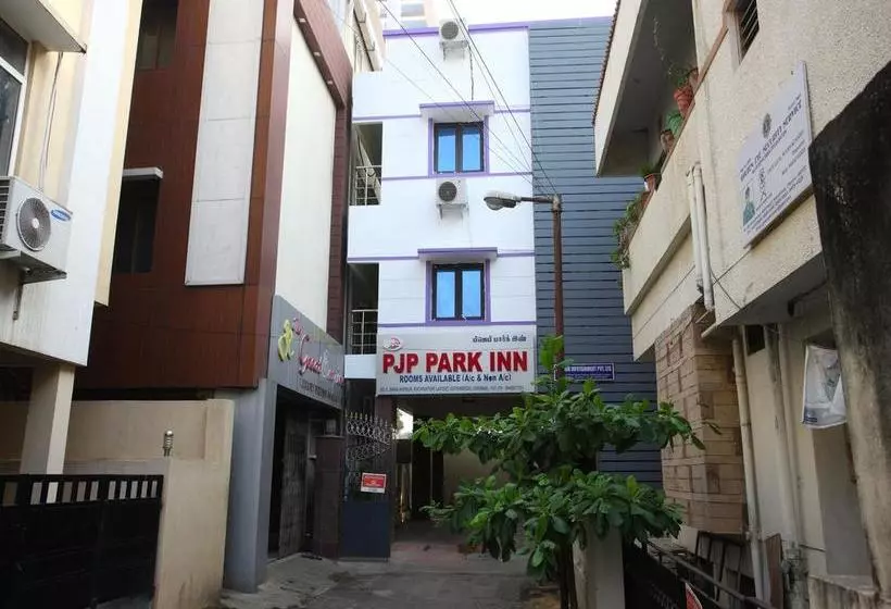 Hotelli Oyo 10465 Koyambedu Chennai