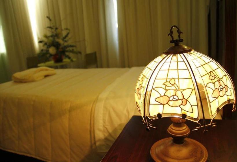 호텔 San Felipe El Real