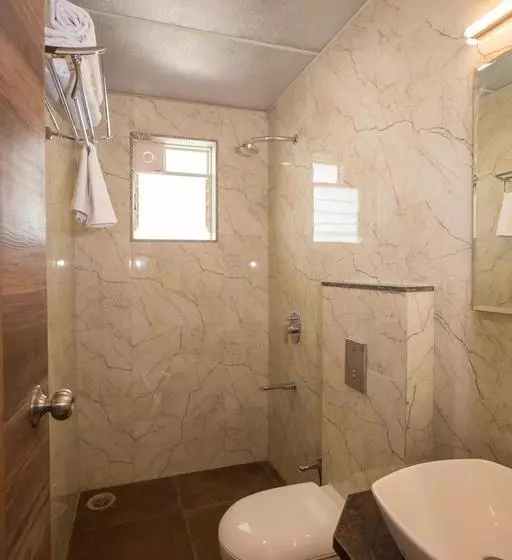 Oyo 10939 Hotel Sangam