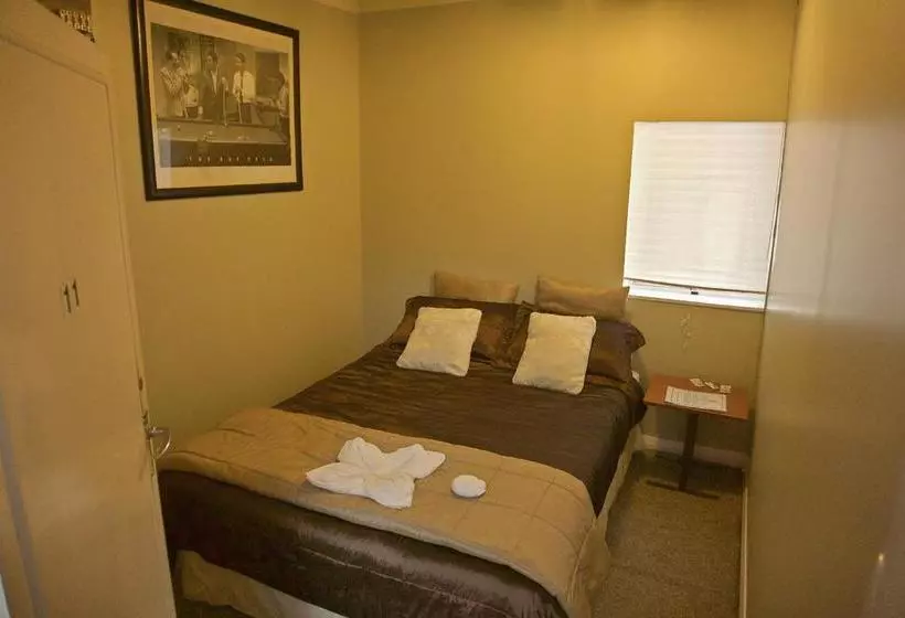 Railway Hotel/motel Hokitika