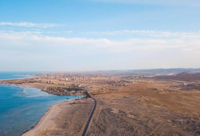 استراحتگاه Silver Beach Boutique