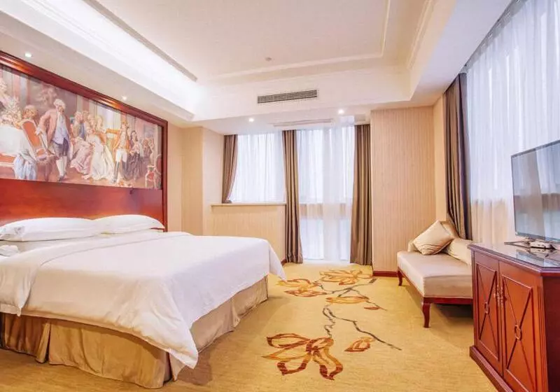 Vienna Hotel Jiangxi Yingtan International Glasses City
