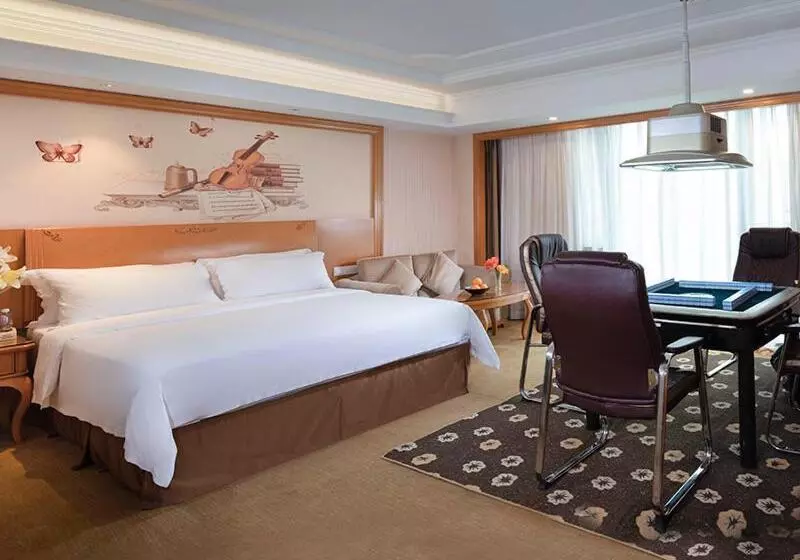 Vienna International Hotel Foshan Beijiao New City Meidi Headquarter