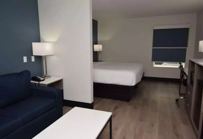 Hotelli Baymont By Wyndham Batavia - Darien Lake