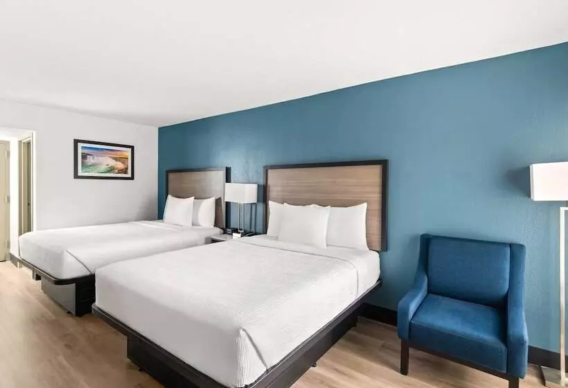 Hotelli Baymont By Wyndham Batavia - Darien Lake