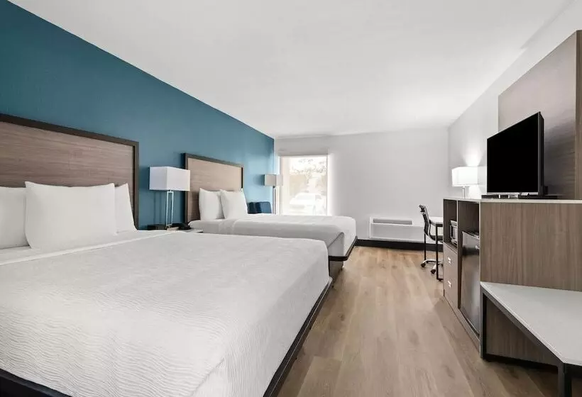 Hotelli Baymont By Wyndham Batavia - Darien Lake