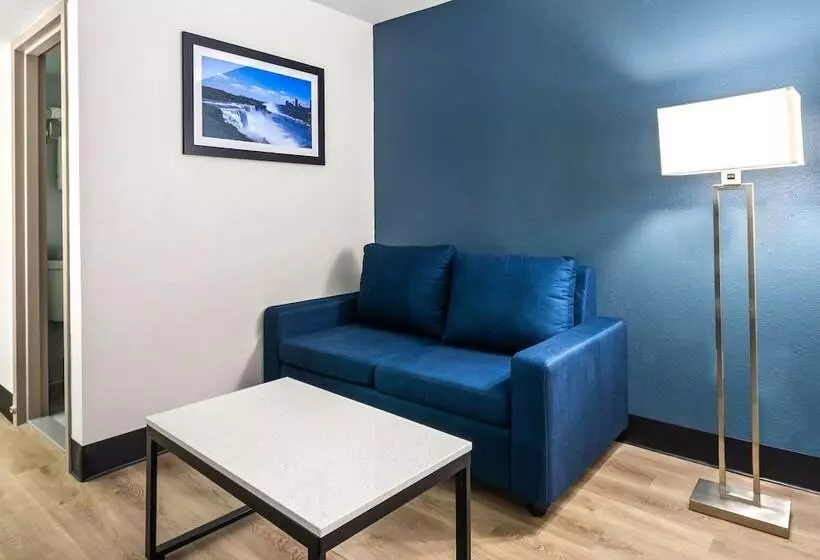 Hotelli Baymont By Wyndham Batavia - Darien Lake